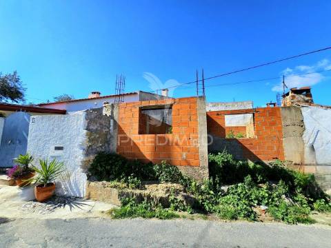 2 lotes de terreno para construção de moradia