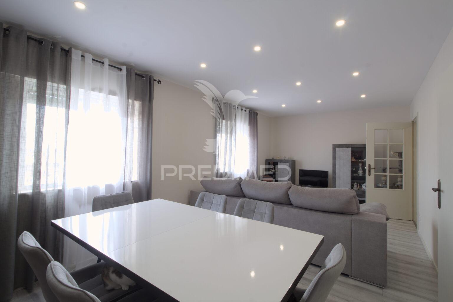 Requintado apartamento t2 totalmente remodelado