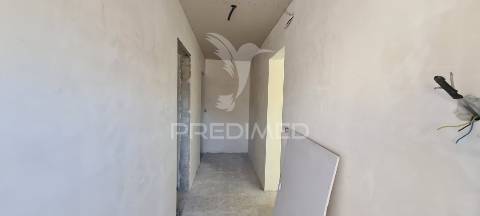 Moradia t5-piscina-garagem-parqueamt.-fernão ferro-seixal