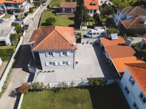 Moradia t 6 semi nova 521 m 2 - vista deslumbrante  de mar