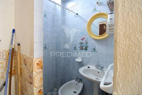 Apartamento t2 em faro com garagem em box