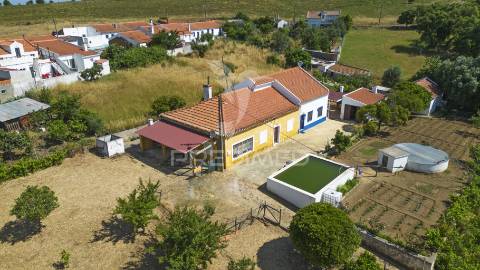 Quinta em são teotónio, a 7 km da praia da zambujeira