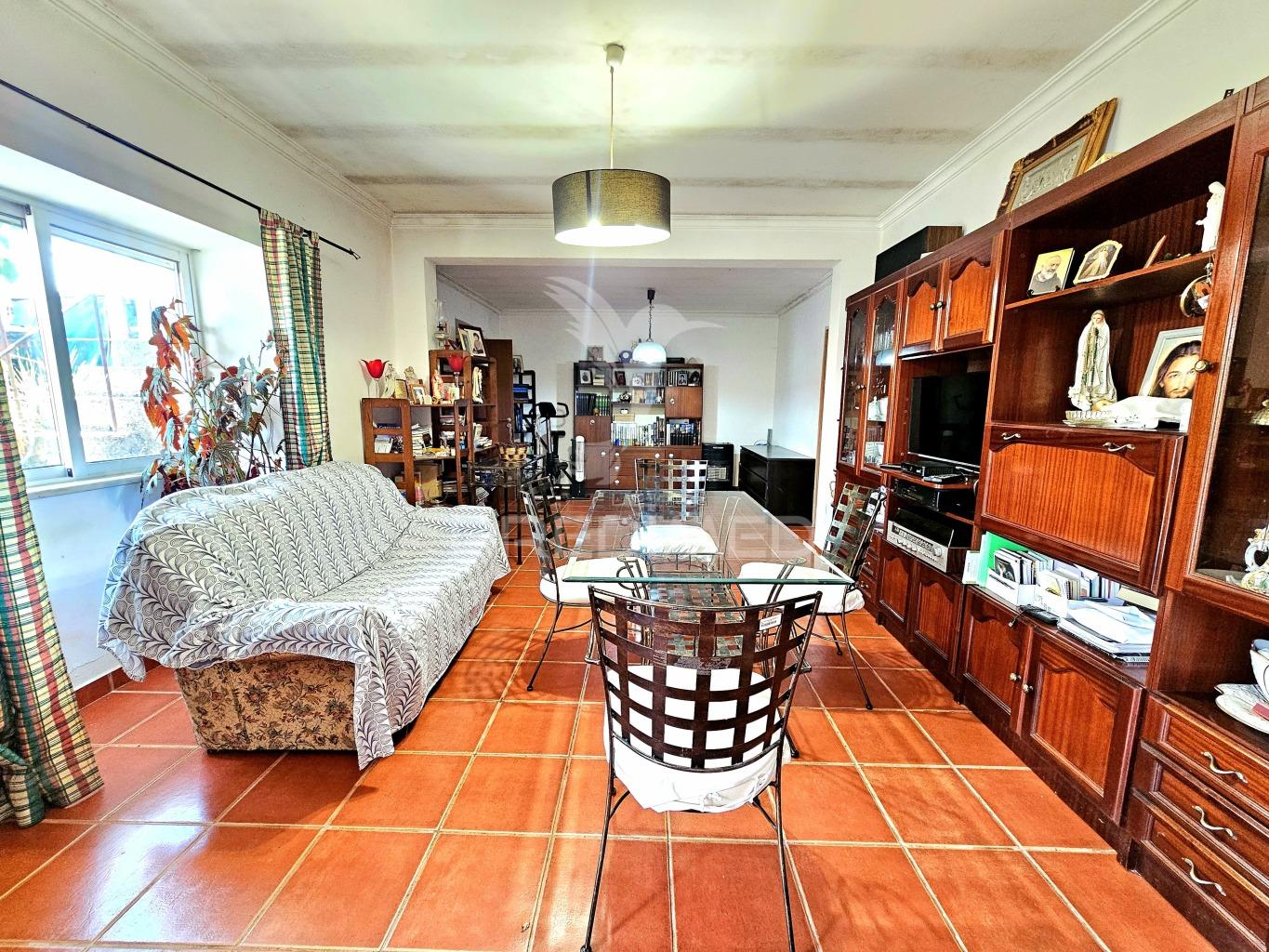 Moradia t3 com quintal em castro verde