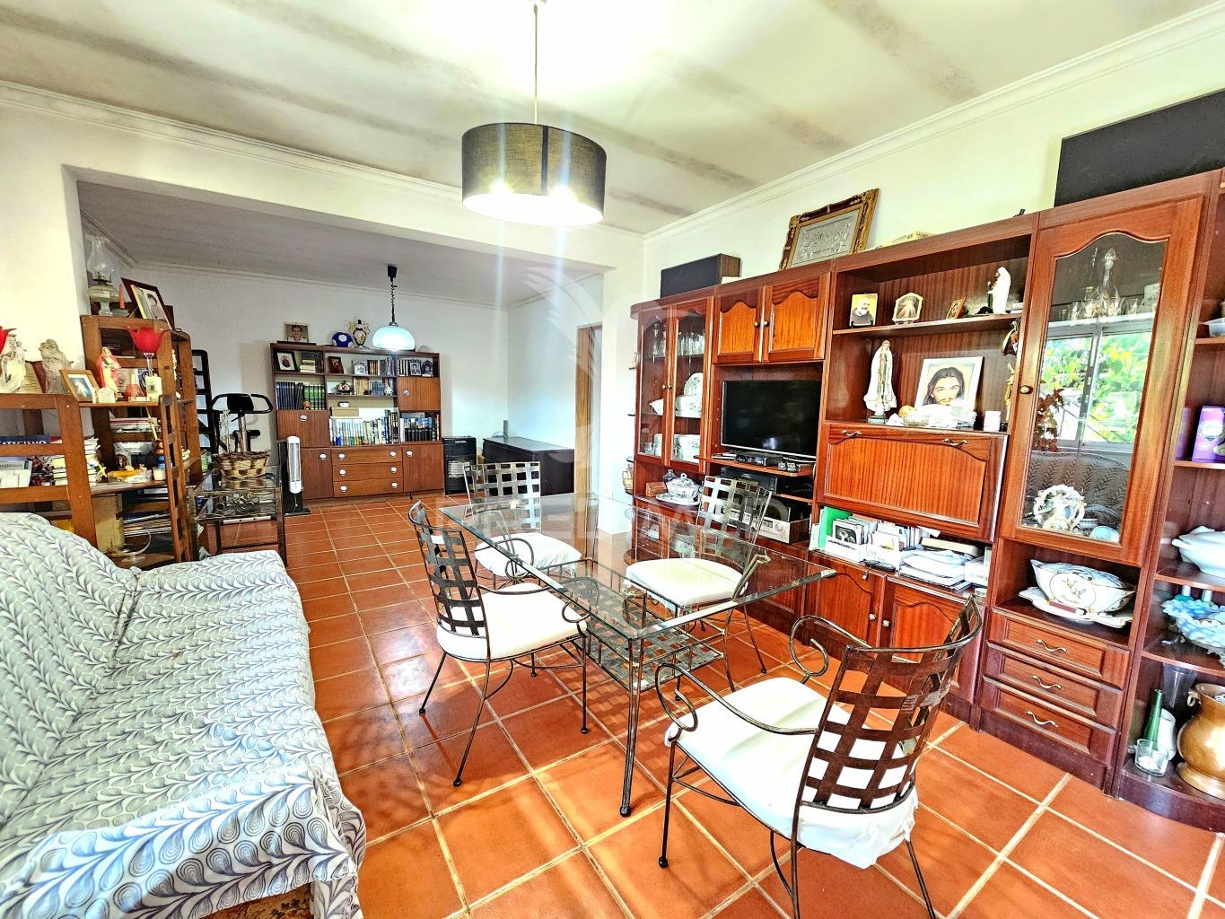 Moradia t3 com quintal em castro verde