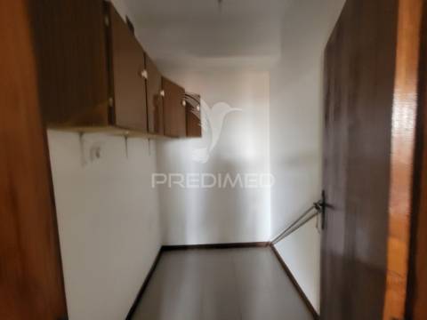 Apartamento t3 no centro de macedo de cavaleiros