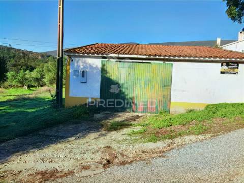 Terreno urbano localizado no pedrógão - torres novas