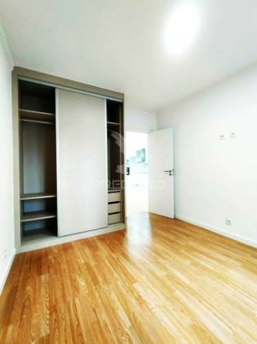 Apartamento t2 | remodelado | tapada mercês | sintra