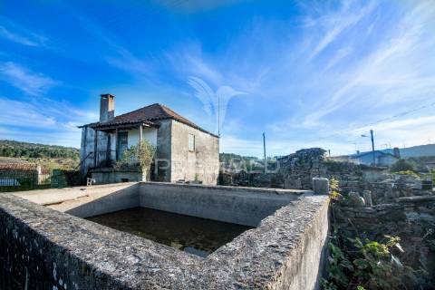 Moradia para recuperar no concelho de trancoso