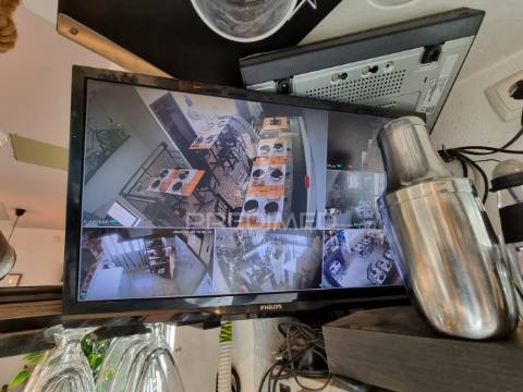 Restaurante na zona ribeirinha com 40 lugares