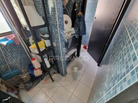 Restaurante na zona ribeirinha com 40 lugares