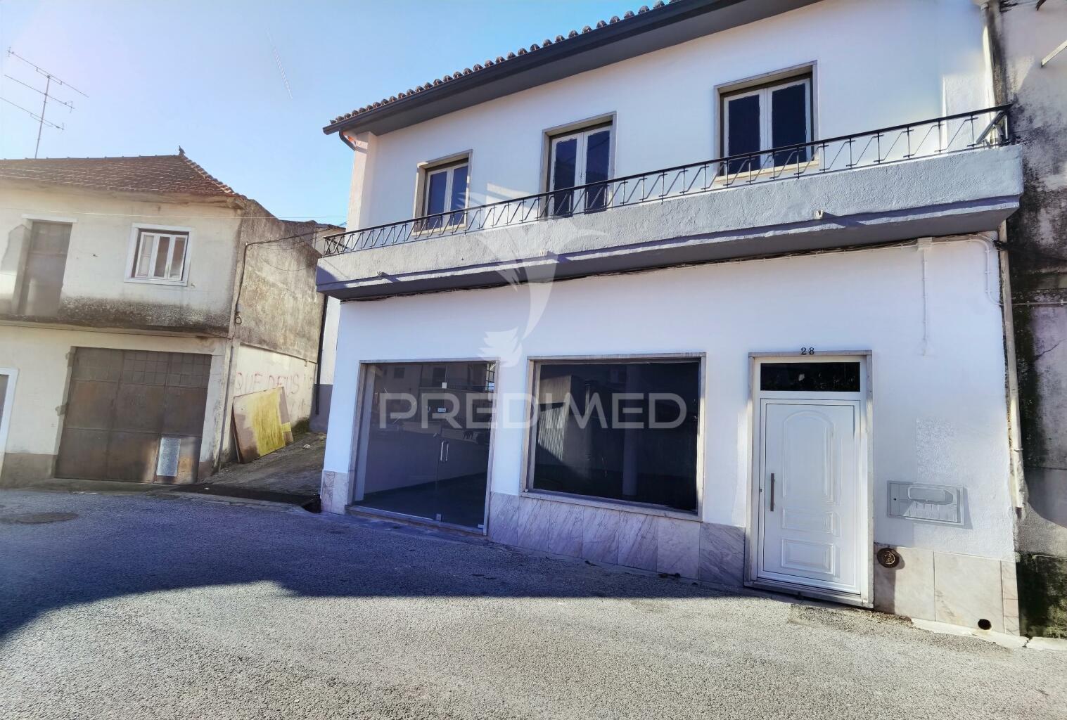 Espaço comercial para arrendamento! amiais de baixo / santarém