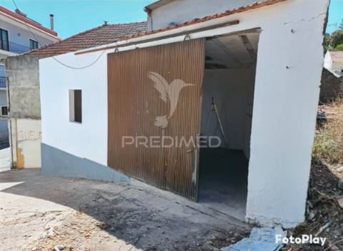 Espaço comercial para arrendamento! amiais de baixo / santarém