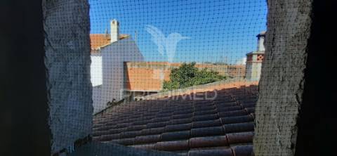 Moradia t4, em construção - cuba