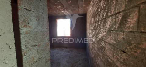 Moradia t4, em construção - cuba