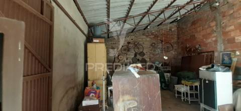 Moradia t4, em construção - cuba