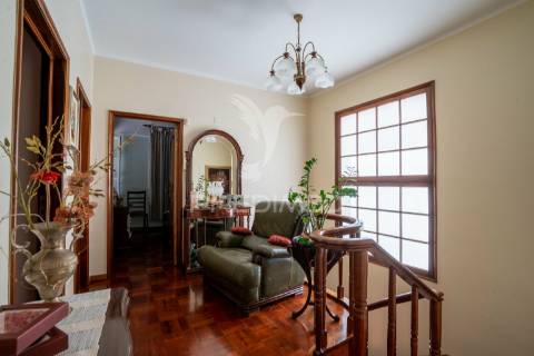 Moradia t5, virtudes, são martinho