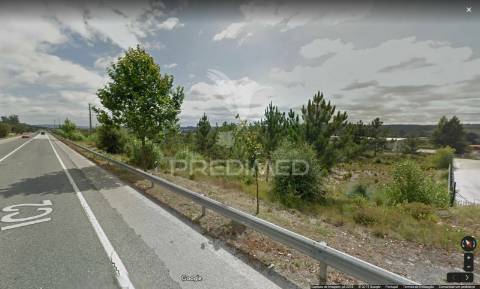 Terreno industrial em pelariga