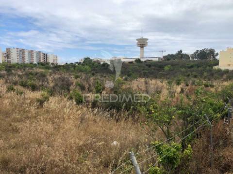 Terreno para construção de prédios habitacionais