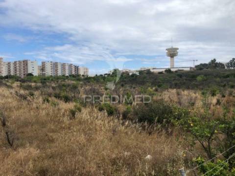 Terreno para construção de prédios habitacionais