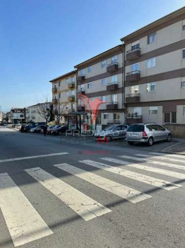 Loteamento - terreno dá para construi c/v + r/c + 1.º + 2.º + 3.º - oliveira do douro - vila nova de gaia