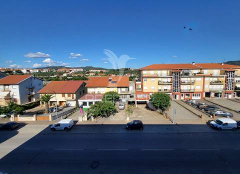 Apartamento t2 em macedo de cavaleiros