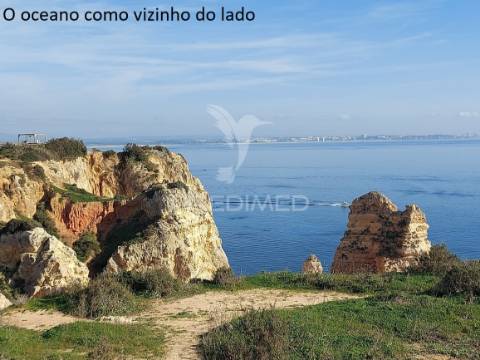Entre o céu a terra e o mar 300m2 sua moradia de luxo, lagos