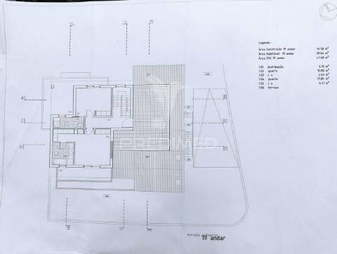 Moradia t4 mais 3 apartamentos para investimento em lote de 918m2