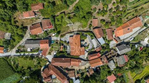 Moradia t3 situada junto à nossa senhora da abadia.