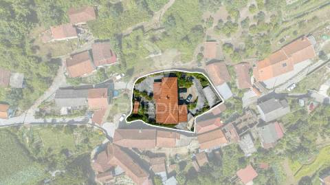 Moradia t3 situada junto à nossa senhora da abadia.