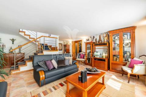 Moradia t3 situada junto à nossa senhora da abadia.