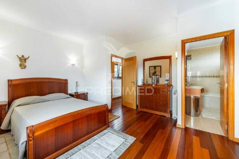 Moradia t3 situada junto à nossa senhora da abadia.