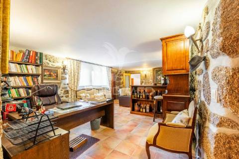 Moradia t3 situada junto à nossa senhora da abadia.