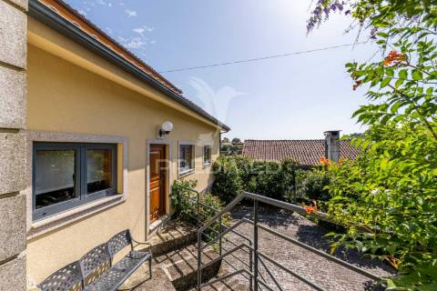 Moradia t3 situada junto à nossa senhora da abadia.