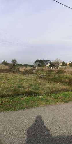 Grande terreno para atividades económicas em sintra