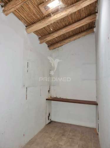 Terreno urbano c/ ruina, viabilidade construção 440m2, loulé