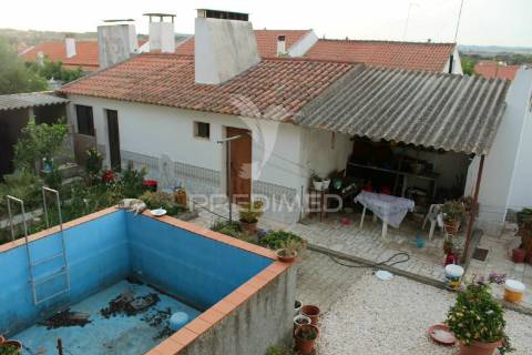 Moradia 4 andares t 15