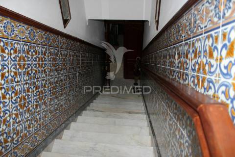 Moradia 4 andares t 15