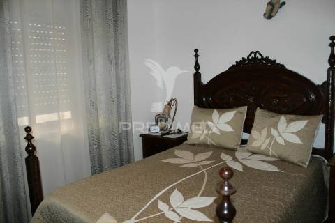 Moradia 4 andares t 15