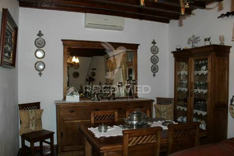 Moradia 4 andares t 15