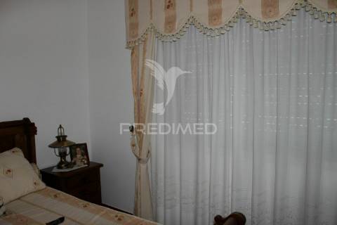 Moradia 4 andares t 15