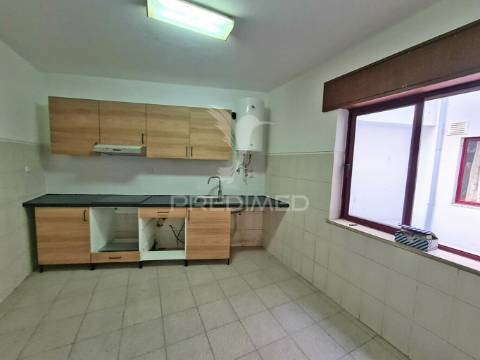 Apartamento t3 no centro de macedo de cavaleiros.