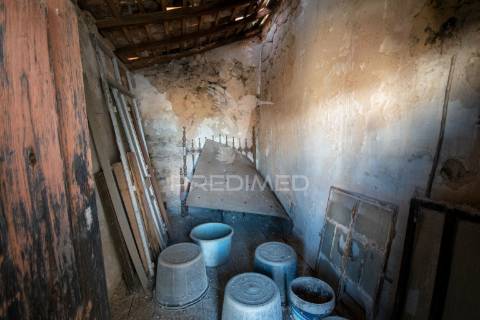 Moradia para reabilitar no concelho de trancoso