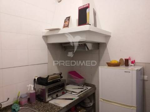 Pastelaria/café em alpalhão