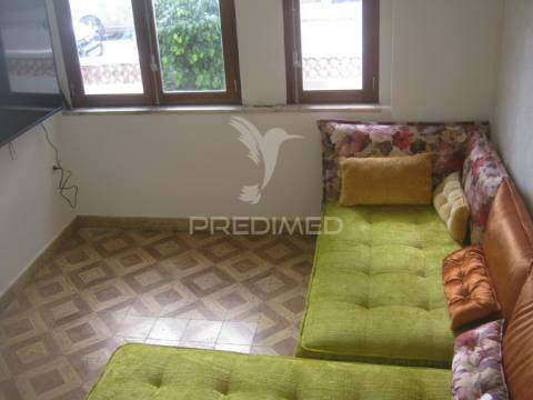 Moradia independente no centro historico do santiago do cacém