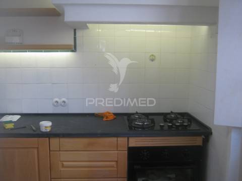 Moradia independente no centro historico do santiago do cacém