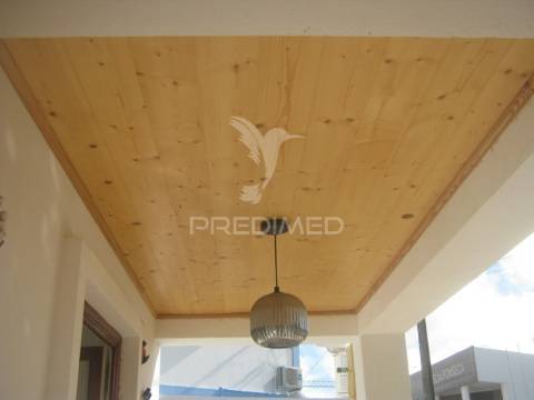 Moradia independente no centro historico do santiago do cacém