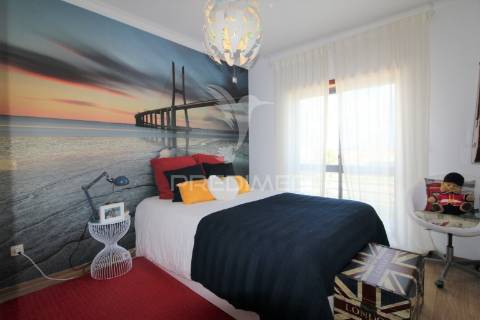 Duplex t3+2 com terraço e garagem