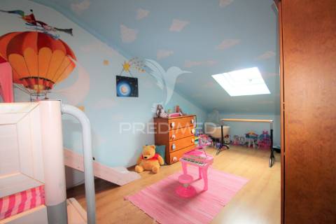 Duplex t3+2 com terraço e garagem