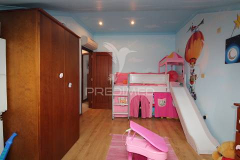 Duplex t3+2 com terraço e garagem