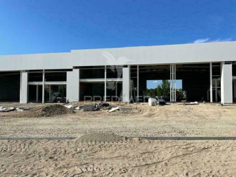 Centro empresarial de lamas-rio côvo - barcelos